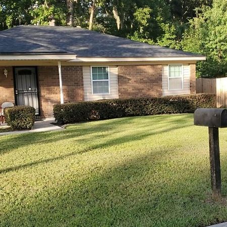 Southern Charm Vacation Rental سافانا المظهر الخارجي الصورة